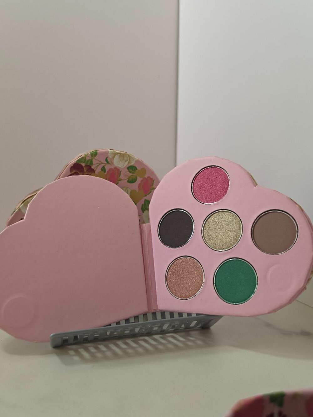 Winky Lux Smitten Eyeshadow Palette